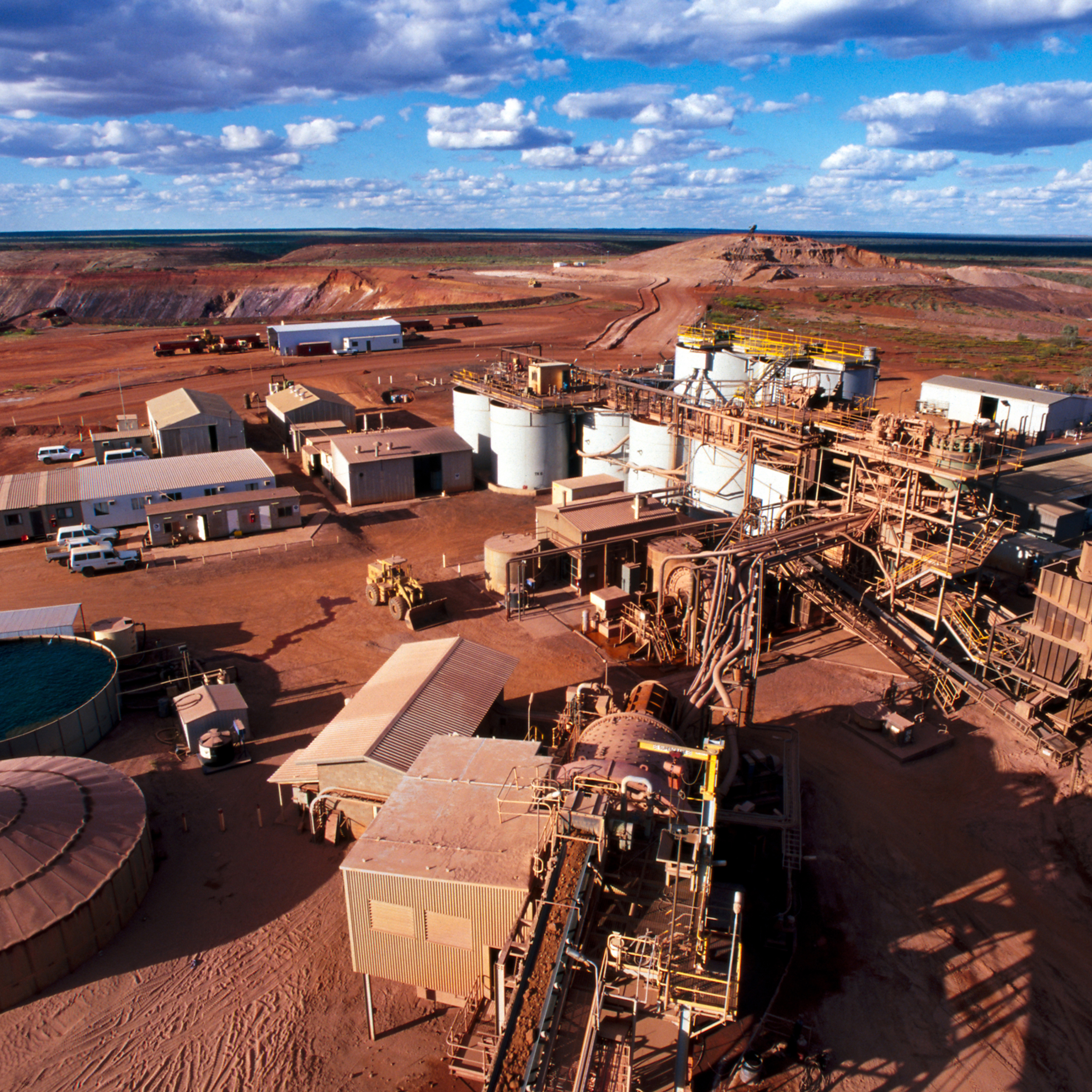 Industry_Mining_Ore_processing
